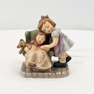 Vintage 2002 Goebel - Sweet Dreams - Collectible Figurine ~ BH 182
